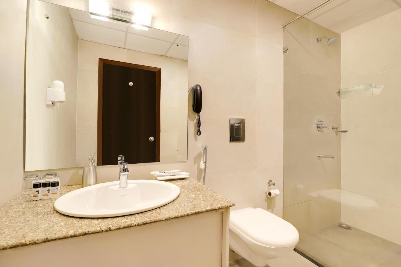 Summit Denzong Hotel & Spa ガントク エクステリア 写真