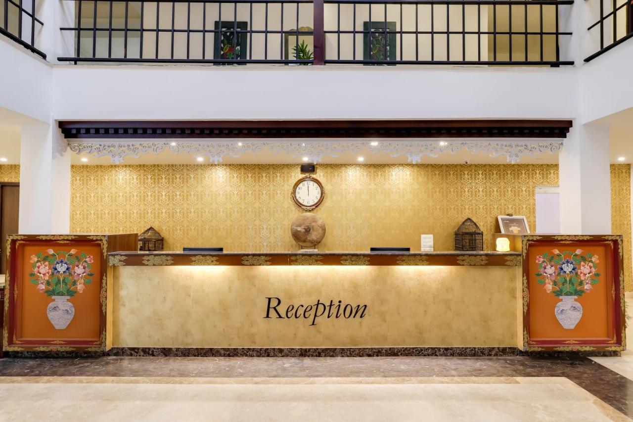 Summit Denzong Hotel & Spa ガントク エクステリア 写真