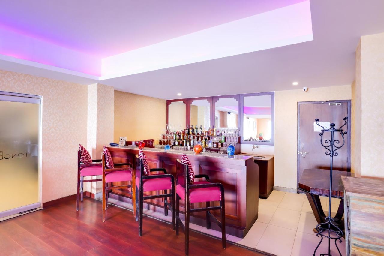 Summit Denzong Hotel & Spa ガントク エクステリア 写真
